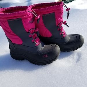 The North Face girls winter boots